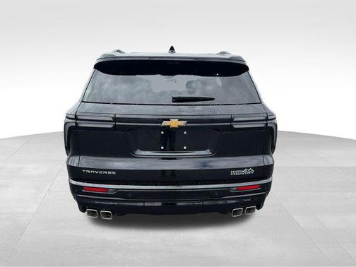 Mosaic Black Metallic 2026 Chevrolet Traverse High Country