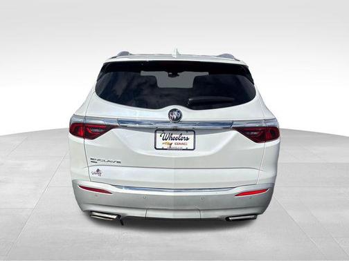2023 Buick Enclave Essence AWD