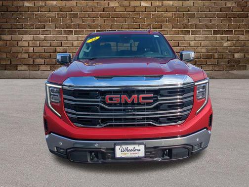 2022 GMC Sierra 1500 SLT
