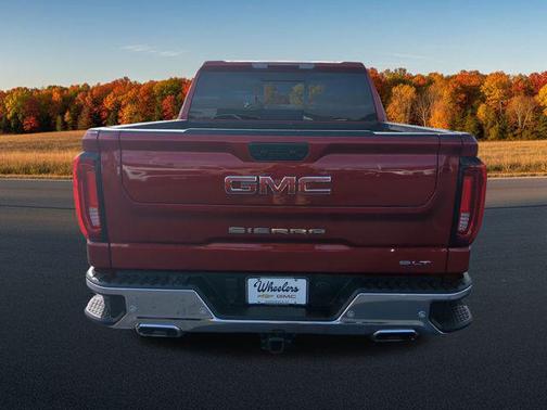 2022 GMC Sierra 1500 SLT