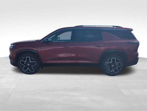 Radiant Red Tintcoat 2026 Chevrolet Traverse High Country