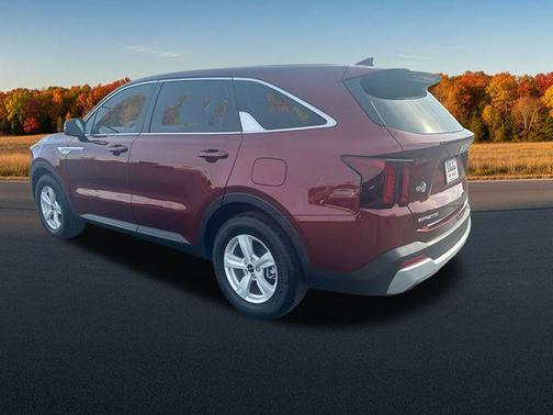 2025 Kia Sorento LX