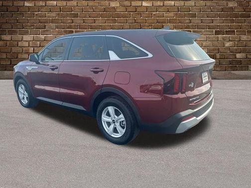 2025 Kia Sorento LX