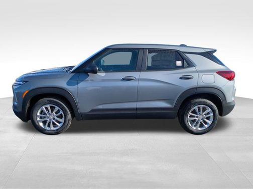 Sterling Gray Metallic 2026 Chevrolet Trailblazer LS