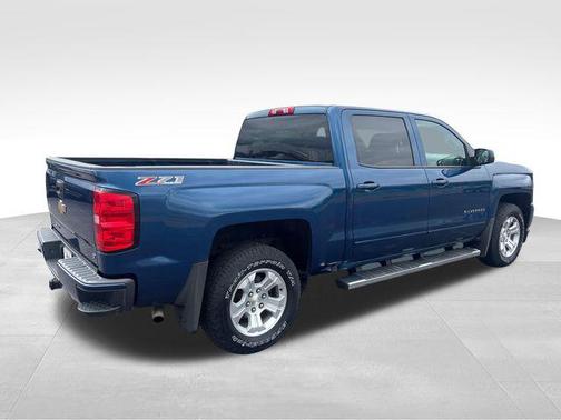 Deep Ocean Blue Metallic 2017 Chevrolet Silverado 1500 2LT