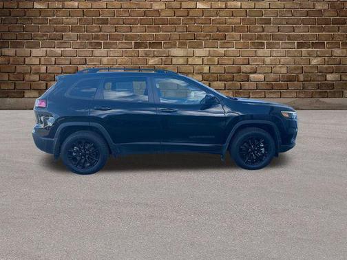 2023 Jeep Cherokee Altitude