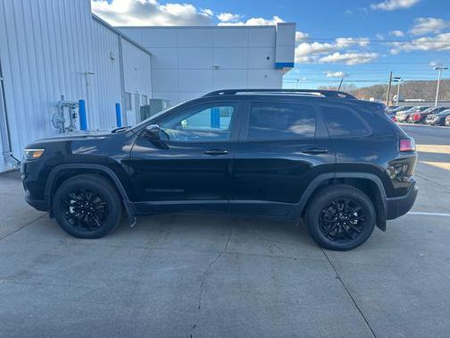 2023 Jeep Cherokee Altitude