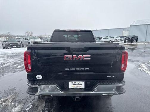 2022 GMC Sierra 1500 SLT