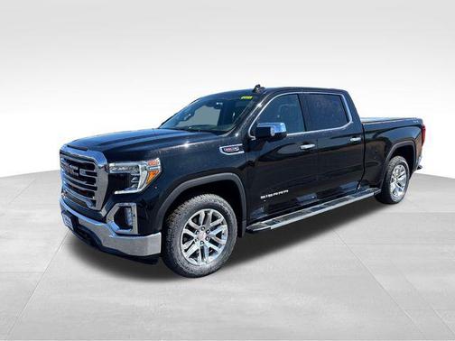 Onyx Black 2022 GMC Sierra 1500 SLT