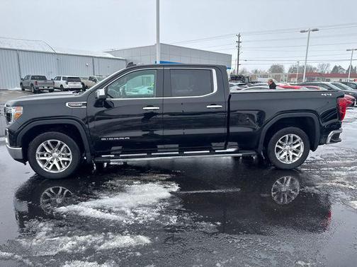 2022 GMC Sierra 1500 SLT