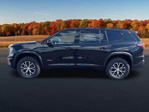 2026 GMC Acadia AWD AT4