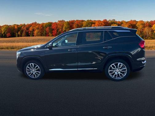 2022 GMC Terrain Denali