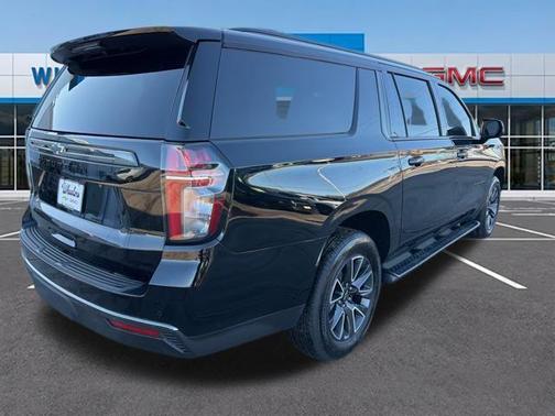 2021 Chevrolet Suburban 4WD Z71