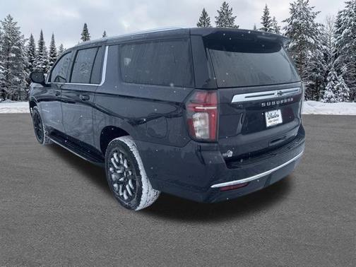 2022 Chevrolet Suburban LT
