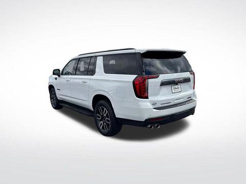 2024 GMC Yukon XL 4WD AT4