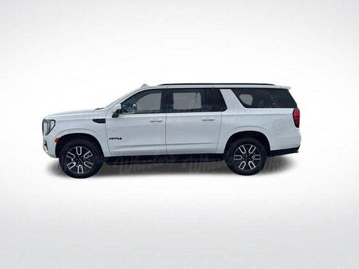 2024 GMC Yukon XL 4WD AT4