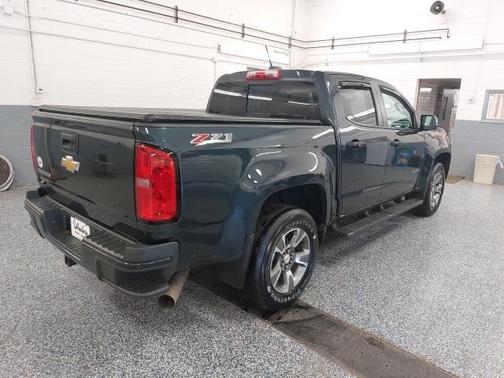 Photo 3 of 27 of 2018 Chevrolet Colorado Z71