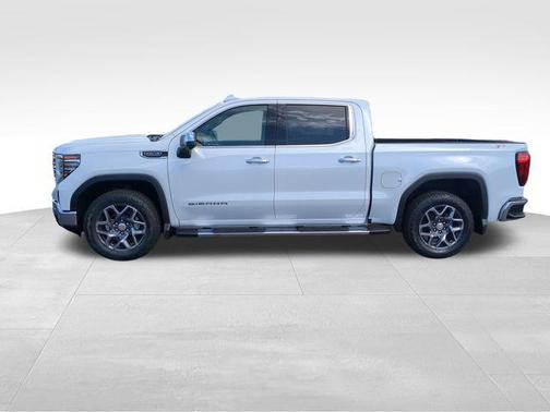 Glacier White Tricoat 2026 GMC Sierra 1500 SLT