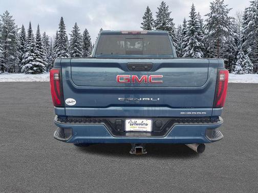 2025 GMC Sierra 3500 Denali