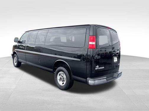 Onyx Black 2025 GMC Savana 3500 RWD 3500 Extended Wheelbase LT