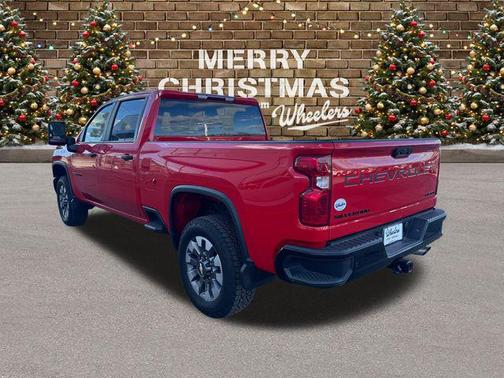 2024 Chevrolet Silverado 2500 Custom