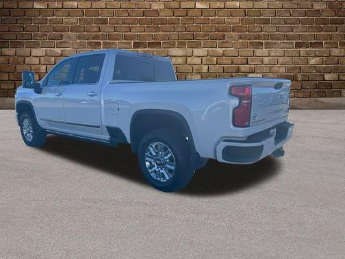 2025 Chevrolet Silverado 3500 High Country