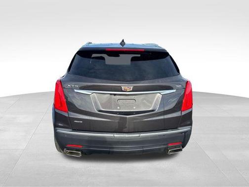 Dark Granite Metallic 2019 Cadillac XT5 Luxury