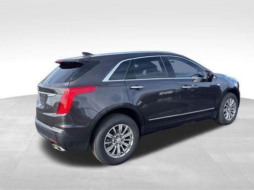 Dark Granite Metallic 2019 Cadillac XT5 Luxury
