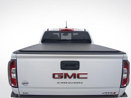 2022 GMC Canyon Base