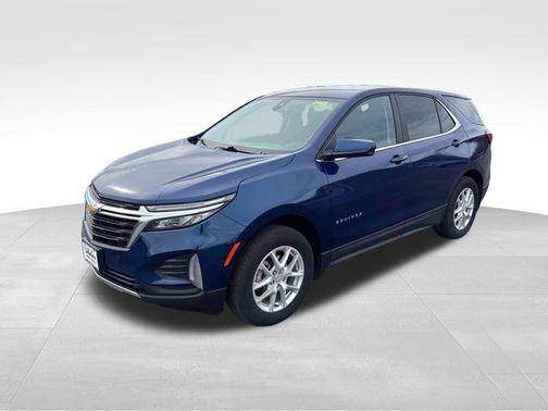 Blue Glow Metallic 2022 Chevrolet Equinox 1LT