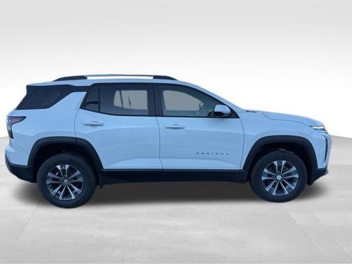 Summit White 2026 Chevrolet Equinox 1LT