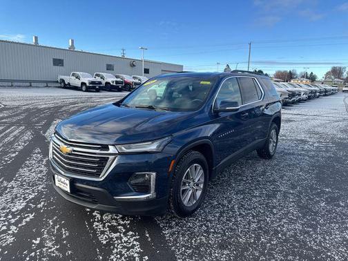 2022 Chevrolet Traverse LT Cloth