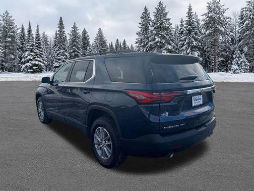 2022 Chevrolet Traverse LT Cloth