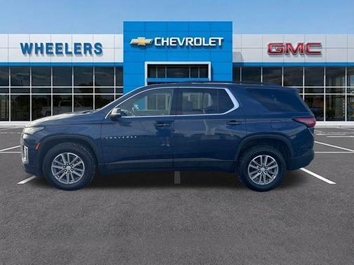2022 Chevrolet Traverse LT Cloth