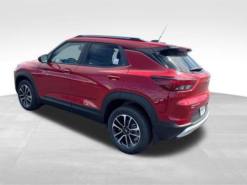 Apex Red 2026 Chevrolet Trailblazer LT