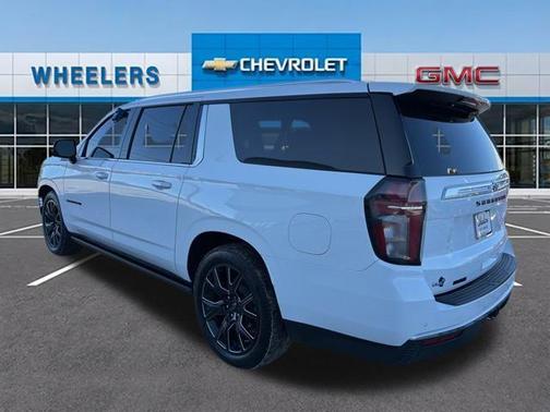 2023 Chevrolet Suburban 4WD High Country