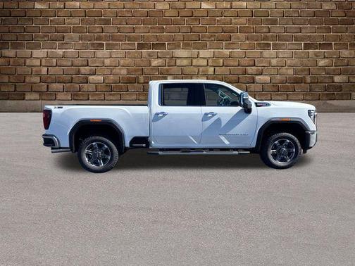 2026 GMC Sierra 2500 SLT