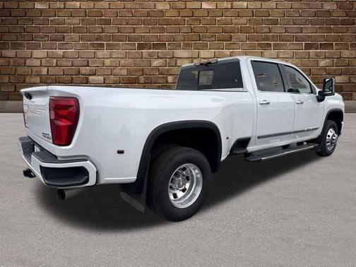 2025 Chevrolet Silverado 3500 High Country