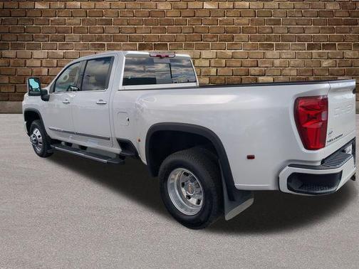 2025 Chevrolet Silverado 3500 High Country