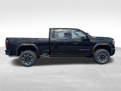 Onyx Black 2026 GMC Sierra 2500 AT4X