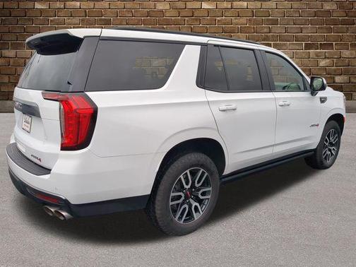 2022 GMC Yukon 4WD AT4
