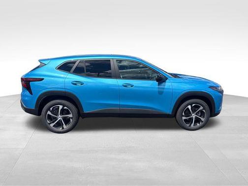 Marina Blue Metallic 2026 Chevrolet Trax FWD 1RS