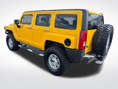 2006 Hummer H3 Base