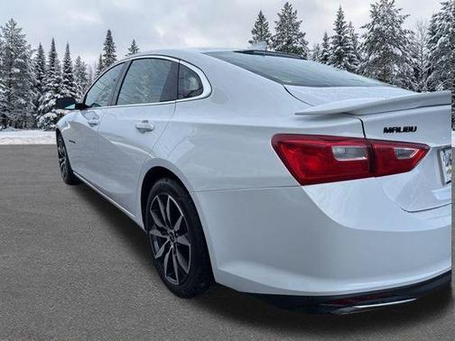 2022 Chevrolet Malibu FWD RS