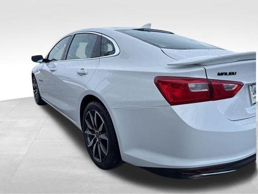 2022 Chevrolet Malibu FWD RS