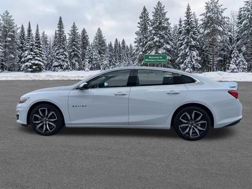 2022 Chevrolet Malibu FWD RS