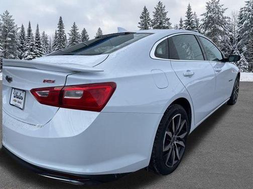 2022 Chevrolet Malibu FWD RS