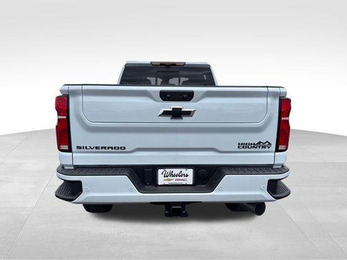 Polar White Tricoat 2026 Chevrolet Silverado 3500 High Country
