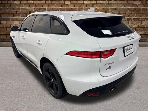 2019 Jaguar F-PACE 25t R-Sport