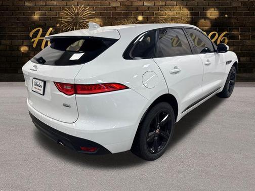 2019 Jaguar F-PACE 25t R-Sport